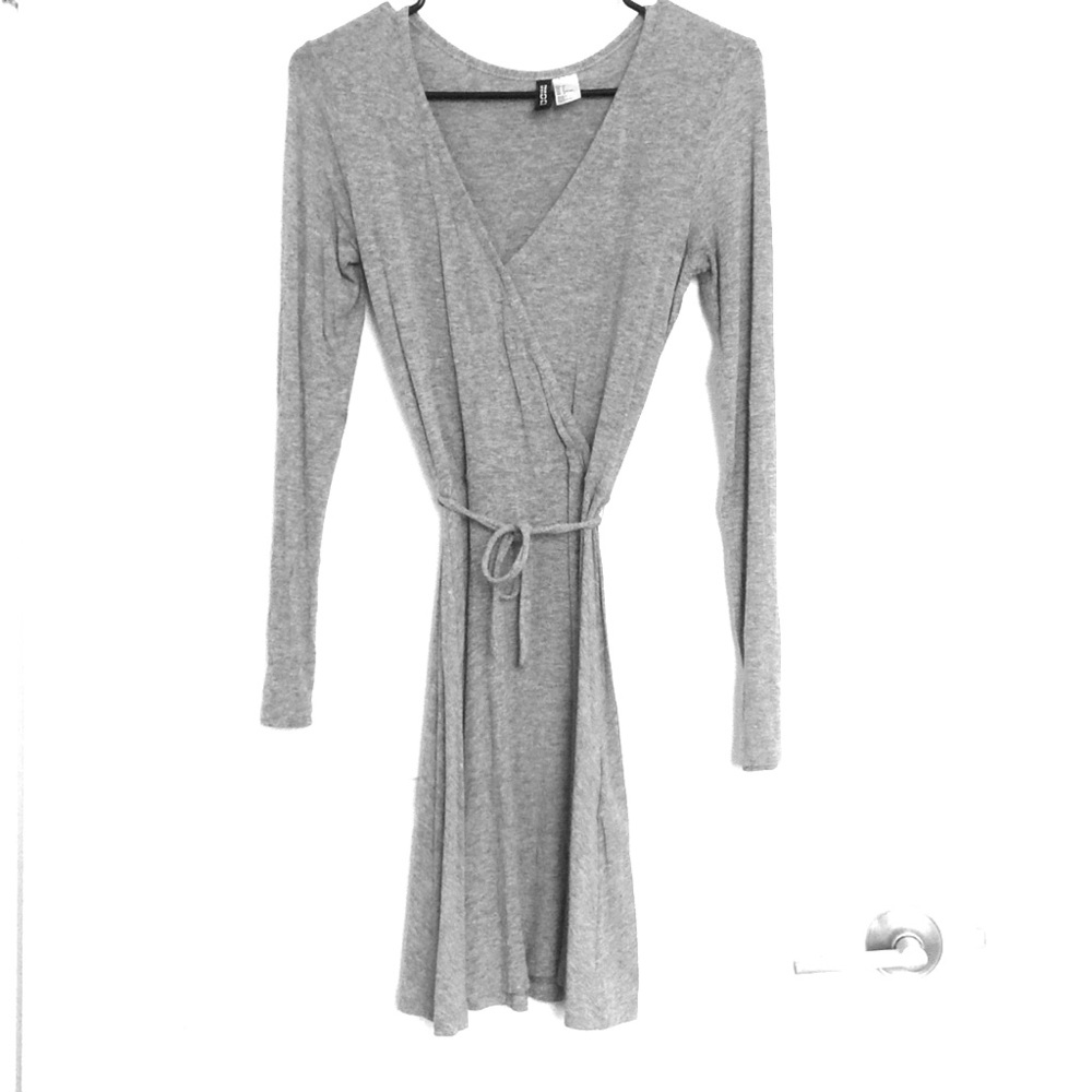 Long sleeve, tie waist casual dress